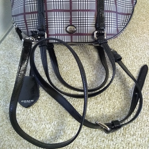 Coach Black Patent Leather Bag - Picture 5 of 7